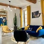 Grand Confort Au Coeur De * Nîmes